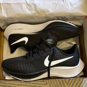 Women’s Nike Air Zoom Pegasus 37 Shoes